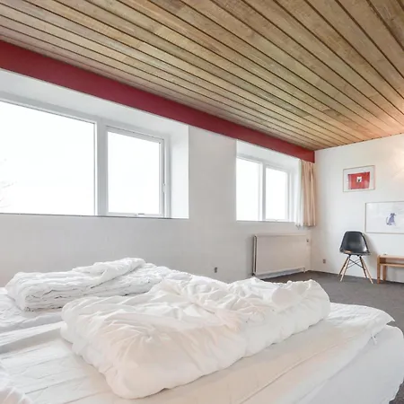 Feriehus Stunning In With Sauna