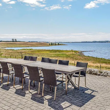 Holiday home Stunning In With House Sea View Knebel
