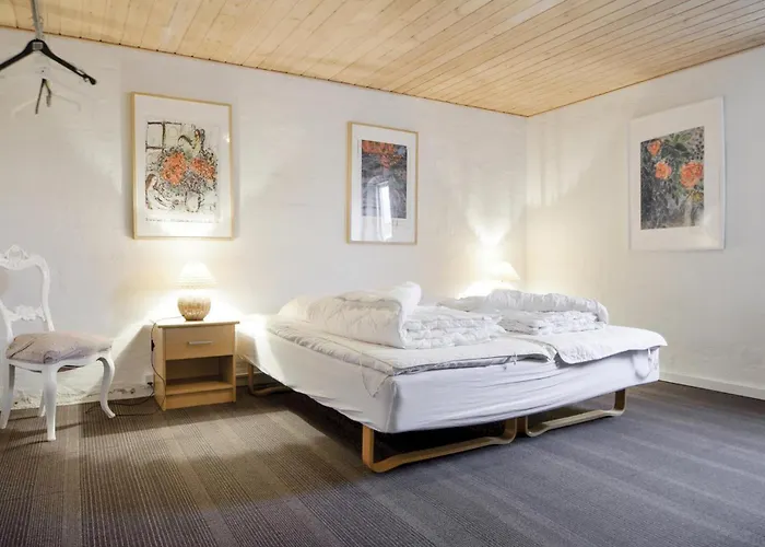 Holiday home Stunning In With Sauna Knebel